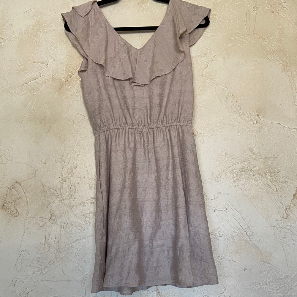 BCBGeneration Front Ruffle Dress - Picture 4 of 4